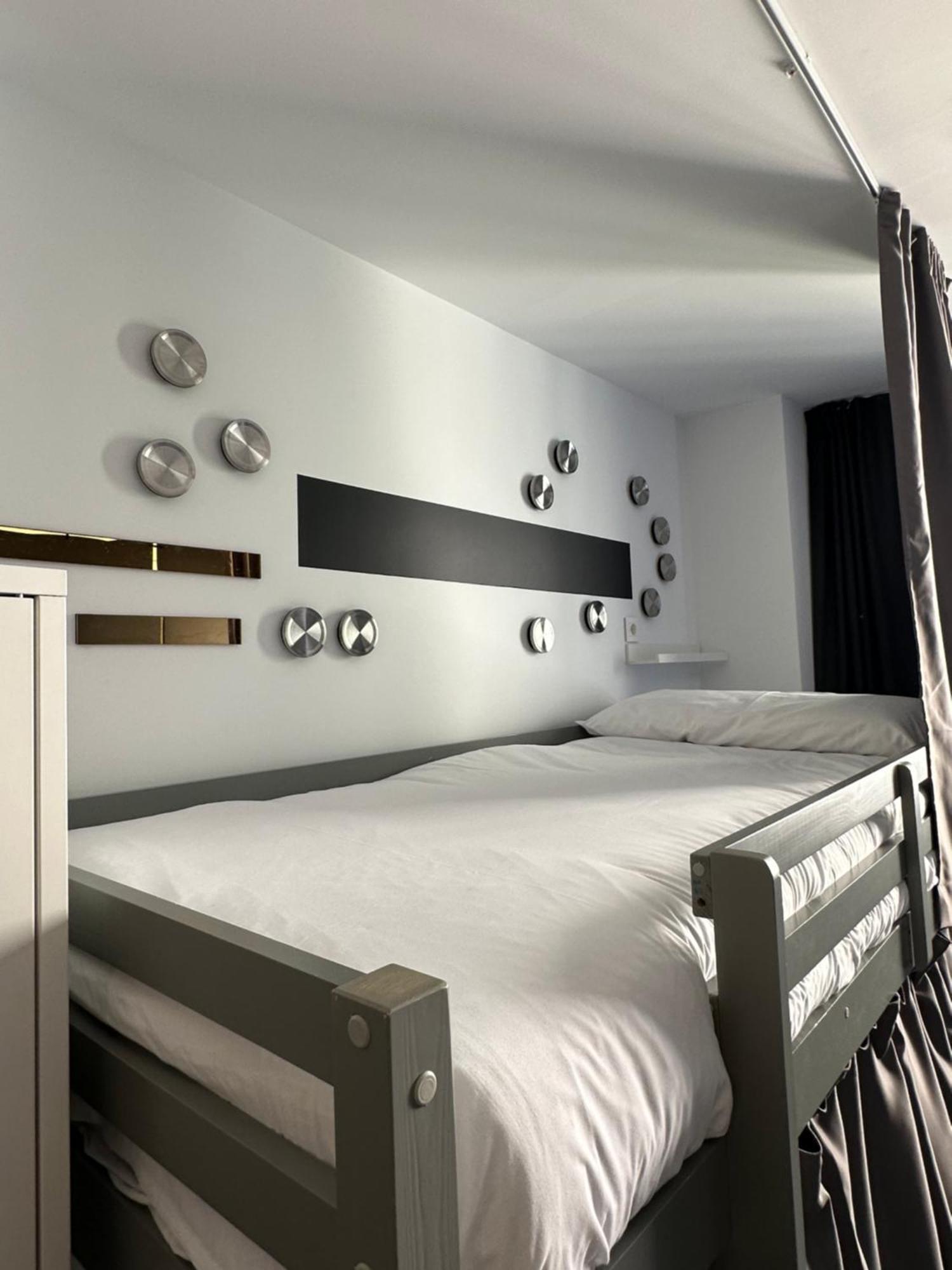 Hostel Аликанте Экстерьер фото